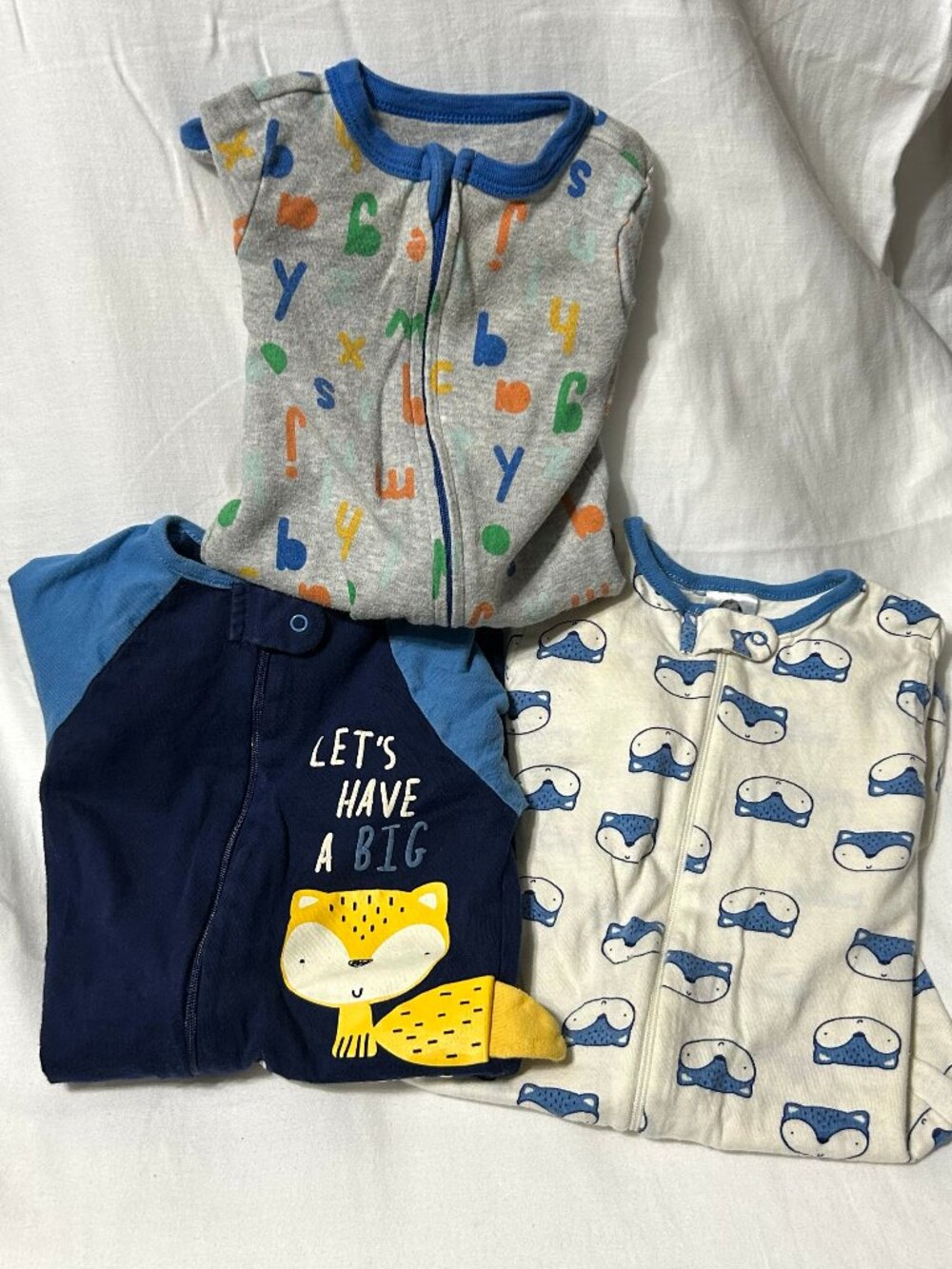 3-6 month Sleepers 3 pieces! Blue Fox Alphabet Zip-up Excellent Condition